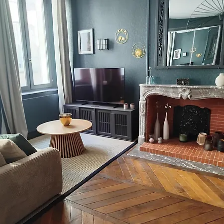 Vieille Stanislas Apartment